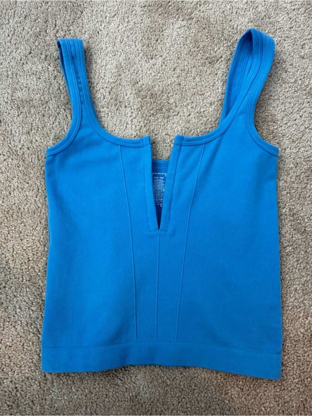 Blue Ribbed Crop Top - Picture 3 of 4